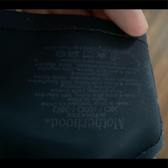 Three nursing bras 38d including motherhood brand - Picture 2 of 6